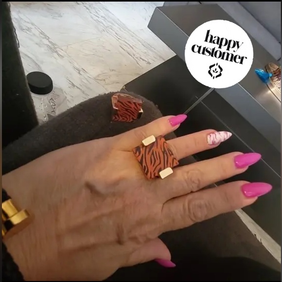 Wild Thing Jumbo Rings🐾🐾 - Picture 7 of 7